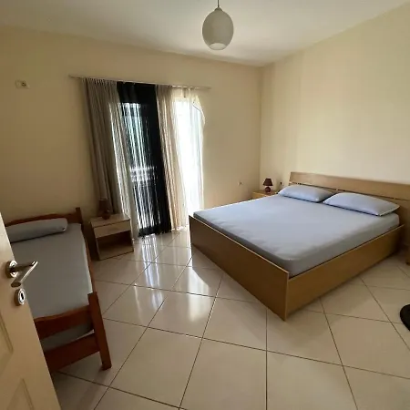 Lalzi Apartment *