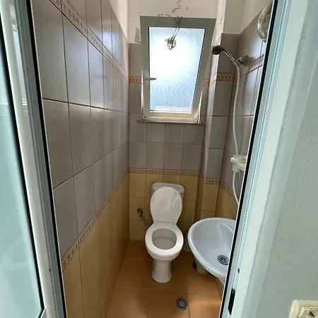 Lalzi Apartment