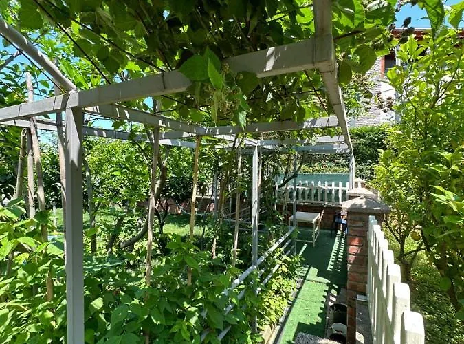 Lalzi Apartament Durrës