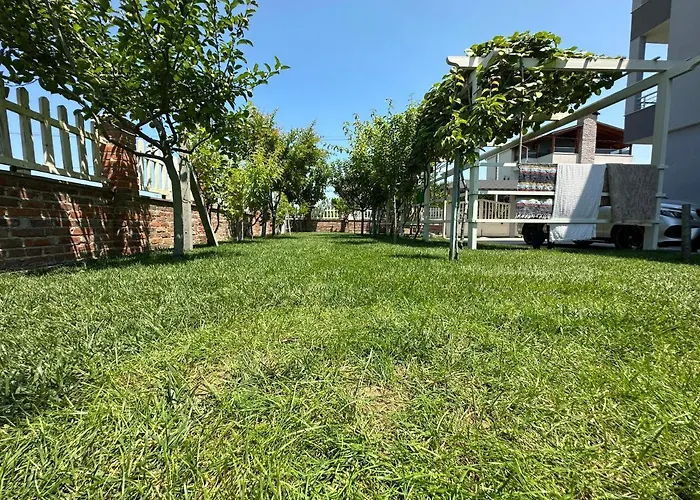 Lalzi Apartamento *