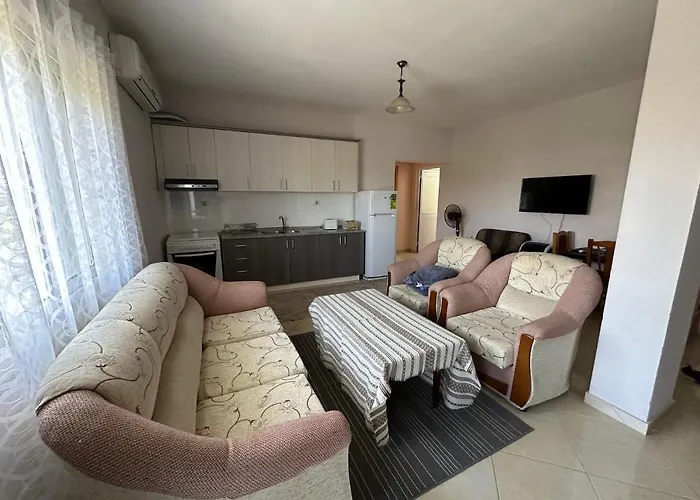 Apartamento Lalzi *