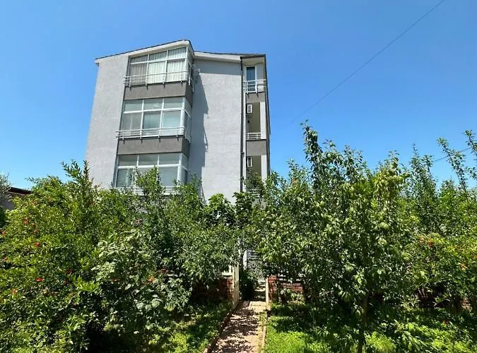 Lalzi Apartament Durrës